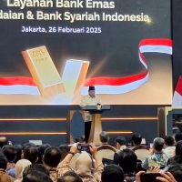 Menakar Untung Rugi Bullion Bank