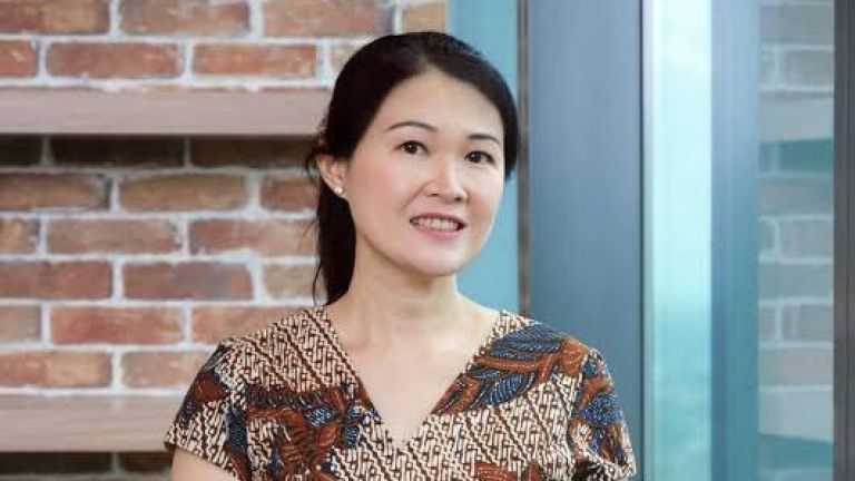 Feny Djoko Susanto, Pewaris Bisnis Keluarga  yang Sukses Pimpin Sumber Alfaria Trijaya