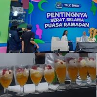 Nutrijell Takjell Festival: Dukung UMKM Bandung, Kreasi Takjil Chef Juna Hingga Diganjar Rekor MURI