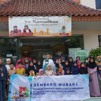 JIEP Berbagi Berkah Ramadan untuk Masyarakat Sekitar Kawasan Industri