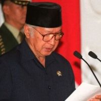 Polemik Gelar Pahlawan Soeharto, Dekan FISIP UAI: Hargai Semua Pemimpin Adalah Cermin Kedewasaan Bangsa