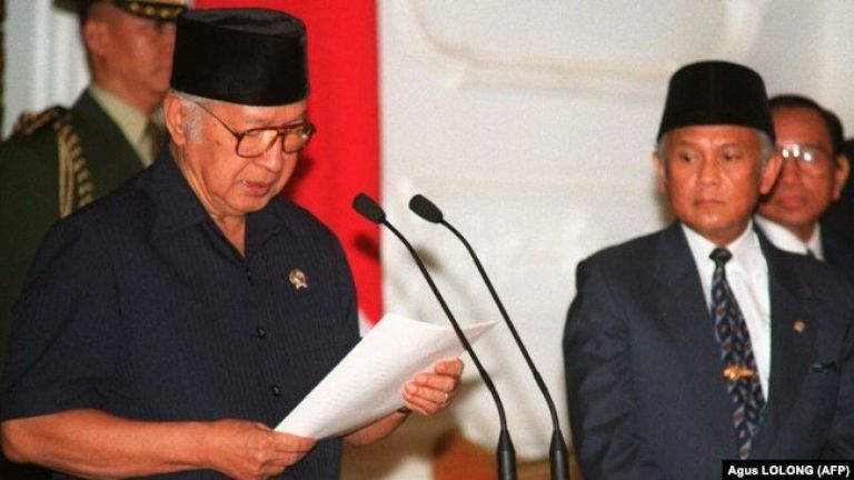 Polemik Gelar Pahlawan Soeharto, Dekan FISIP UAI: Hargai Semua Pemimpin Adalah Cermin Kedewasaan Bangsa