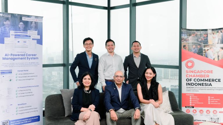 Singapore Chamber of Commerce Indonesia Luncurkan SingCham Uplifting Scholarship bagi Mahasiswa Berprestasi
