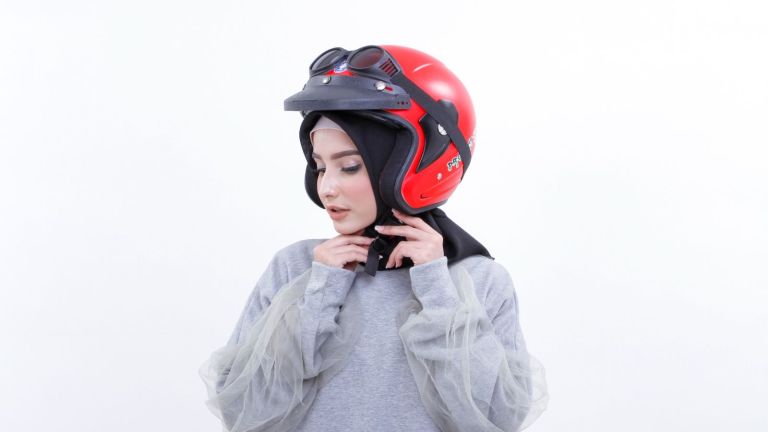 Bukti Nyata Hilirisasi Sawit lewat Produk Helm Sawit