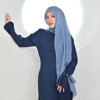 Inspirasi Modest Wear ala Adelia Pasha