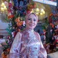 Hidah Pratama Fashion Hadirkan Koleksi Bunga sebagai Simbol Kekuatan Perempuan