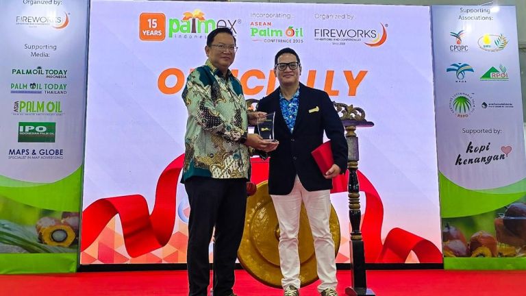Mengoptimalkan Teknologi untuk Mewujudkan Industri Sawit Berkelanjutan