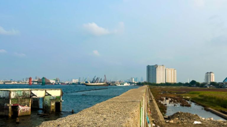 Membangun Benteng Laut di Utara Jakarta