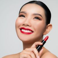 Warna Lipstik Bisa Ungkap Kepribadian, Kamu Tipe yang Mana?