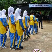 JIEP Ajak Siswa SD Belajar Pengembangan Urban Farming di Kawasan Industri Pulogadung