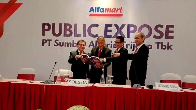 Serba-Serbi RUPST Alfamart: Bagi Dividen Rp1,4 Triliun hingga Resmi Akuisisi Lawson