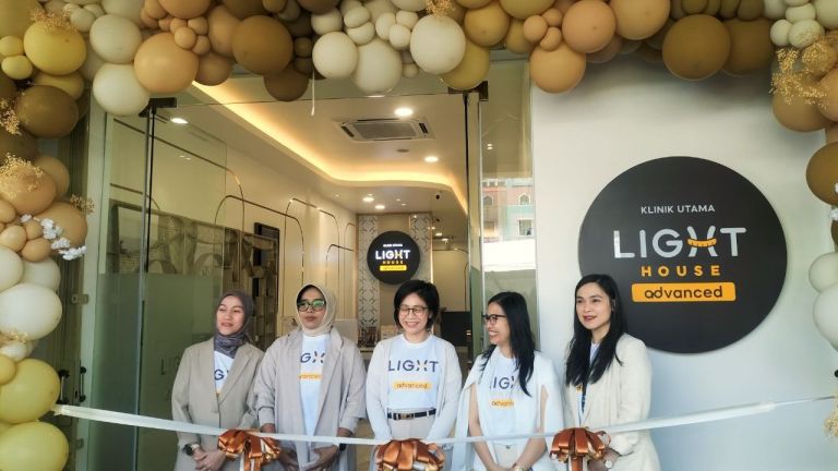 LIGHThouse Advanced Ekspansi ke Kelapa Gading, Hadirkan Layanan Batriatrik Mutakhir hingga Companion Program