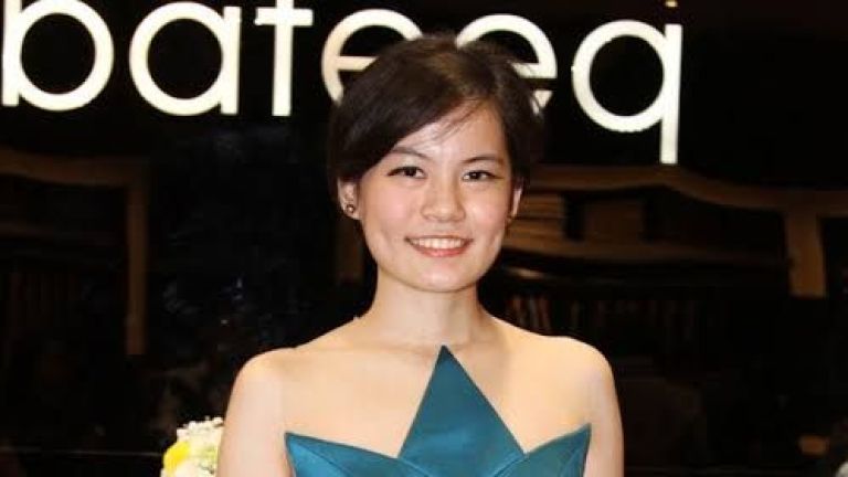 Mengenal Sosok Peggy Hartanto, Desainer Indonesia yang Mendunia