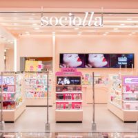 Resmikan Toko Omnichannel Pertama di Padang, Sociolla Hadirkan Produk Kecantikan 100% BPOM dan Inovasi Pengalaman Belanja
