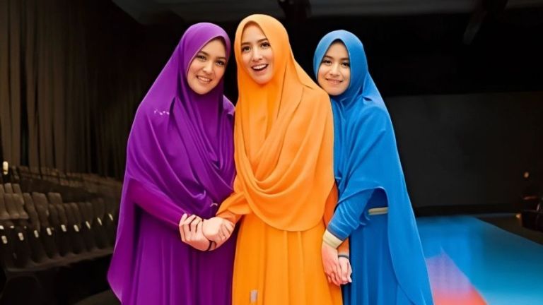 Mengenal Siriz Tentani, Pendiri Si.Se.Sa yang Mengangkat Modest Fashion ke Level Premium