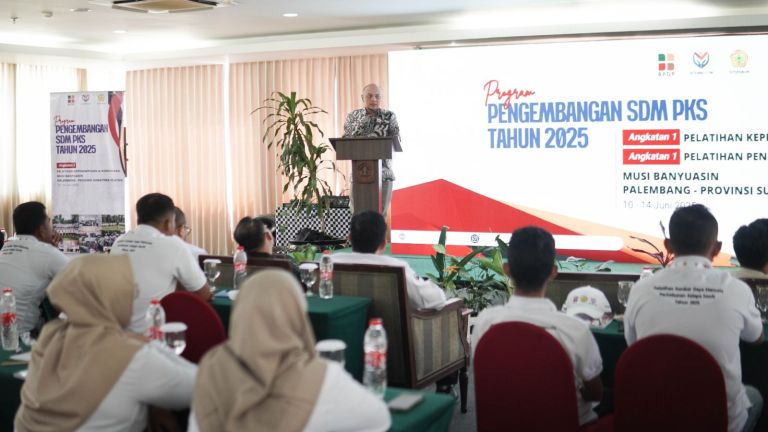 Didukung oleh BPDP dan Ditjenbun, PT DGL Gelar Pelatihan Soft Skill untuk Penguatan SDM Pekebun