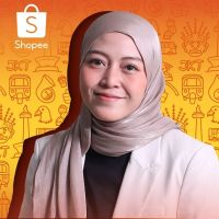Dari Jastip ke Brand Fashion, Perjalanan Inspiratif Yisti Yisnika Bersama Oclo
