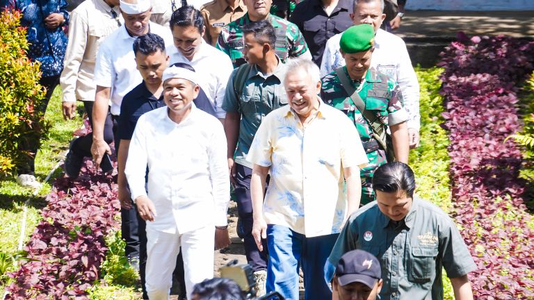 Untung Rugi Kebijakan Dedi Mulyadi Menutup Tambang