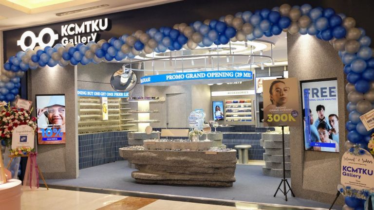 KCMTKU Hadir di Bandung: Perluas Sayap dengan Konsep Gallery Store dan Kampanye ‘Auto Glow’
