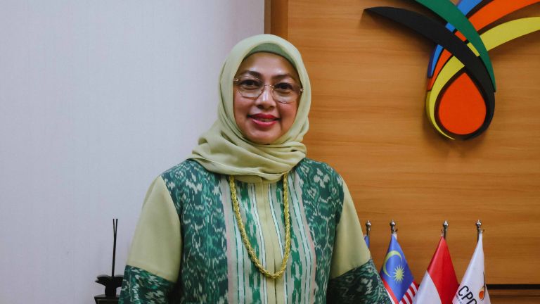 Makna Perjuangan bagi Sang Srikandi Sawit: Musdhalifah Machmud