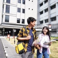 Deakin University Lancaster University Indonesia Buka Program Gelar Ganda
