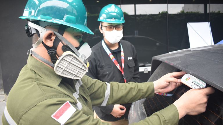 Peringati Hari Lingkungan Hidup 2025, Pertamina Drilling Gelar Uji Emisi Kendaraan