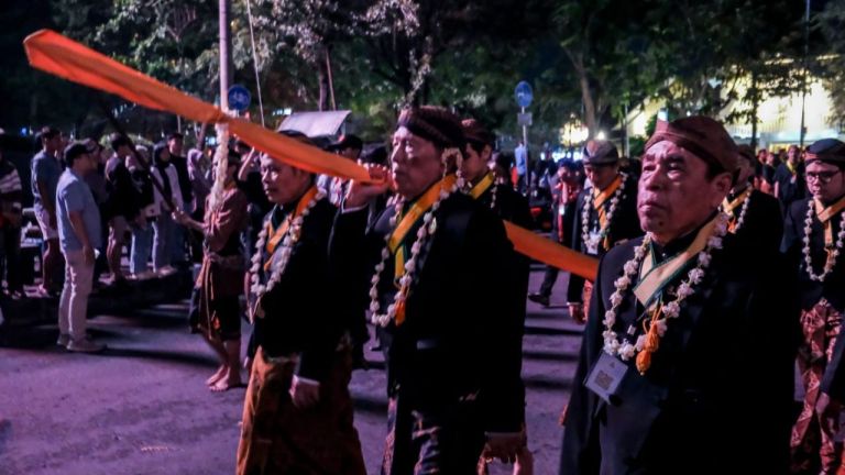Malam 1 Sura di Pura Mangkunegaran, Tradisi Jawa yang Bikin Merinding!