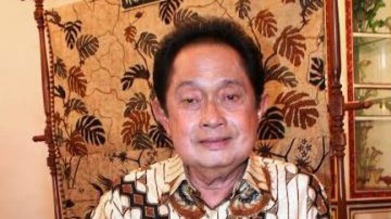 Mengenang Mendiang Santosa Doellah, Maestro Batik Pendiri Batik Danar Hadi