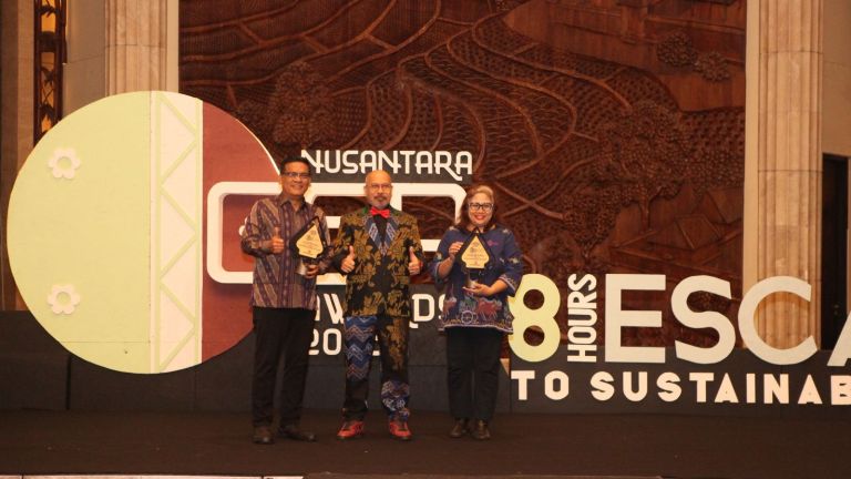 Dukung SDG's, PLN UIP JBB Sabet Dua Penghargaan Tertinggi Nusantara CSR Awards 2025