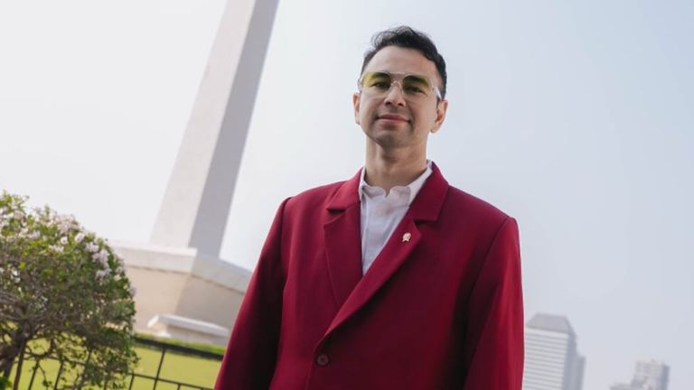 Mengenal Sosok Raffi Ahmad: Dari Figuran ke Presenter Top, Pebisnis Triliuner, hingga Pejabat Negara
