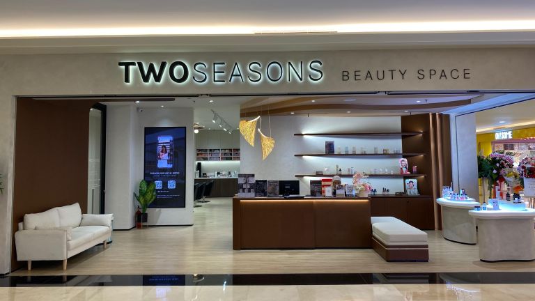 Two Seasons Beauty Space Resmi Hadir di Puri Indah Mall: Hadirkan Layanan Premium Mulai dari Balayage hingga Milbon Jepang