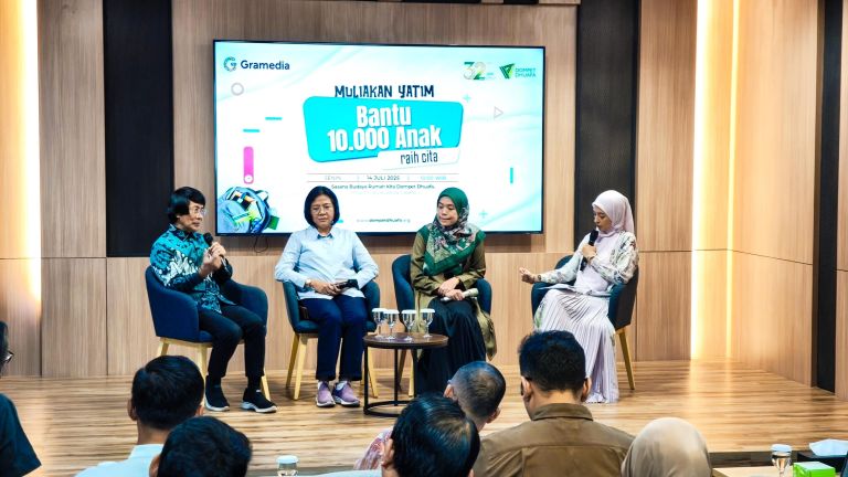 Dompet Dhuafa & Gramedia Ajak Masyarakat Indonesia Muliakan Anak Yatim
