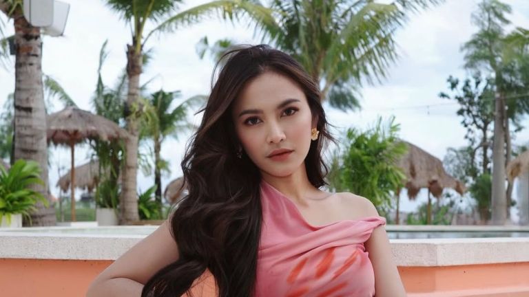 Jebolan Panggung Indonesian Idol, Berkenalan dengan Mahalini dan Perjalanan Kariernya di Industri Musik
