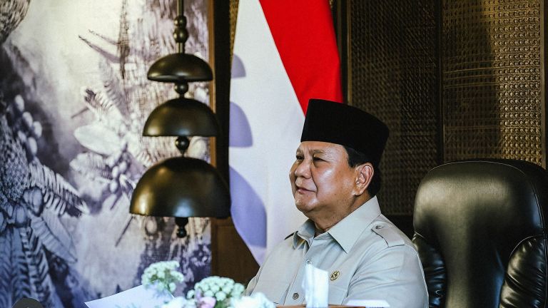 Prabowo Geram Lantaran Peringatan Kerasnya Tak Digubris  Koruptor