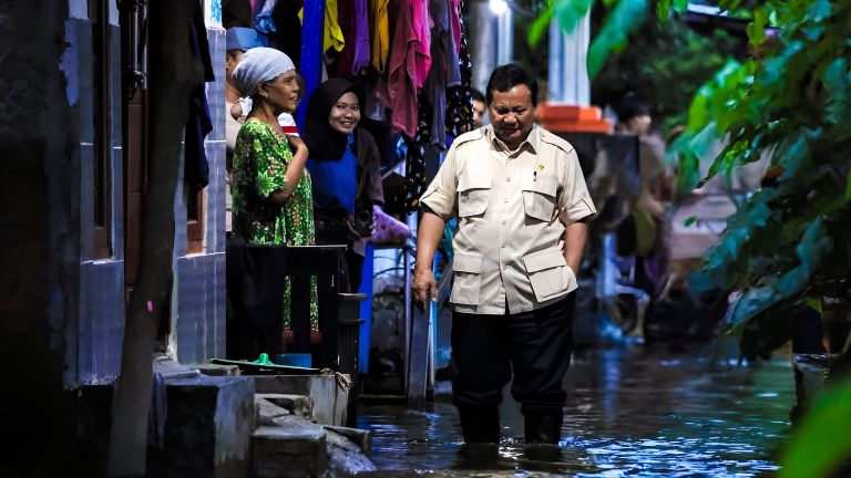 Menengok Cara Prabowo Memuliakan Rakyat Miskin