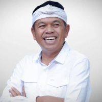 Sosok dan Perjalanan Karier Gubernur Jawa Barat Dedi Mulyadi