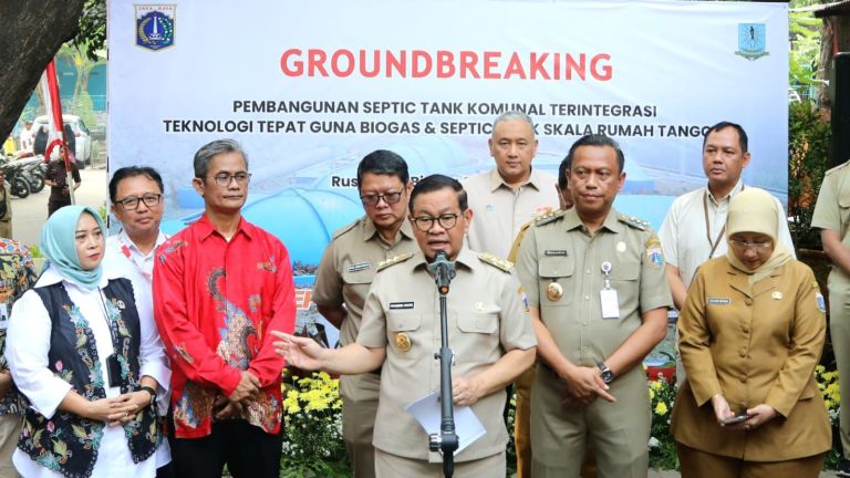 Dukung PHBS, PT JIEP dan Pemkot Jaktim Bangun Tangki Septik Komunal Biogas