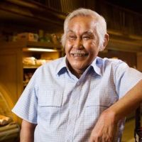 Dari Bob Sadino hingga Tommy Winata, Ini Deretan Pengusaha yang Berhasil Bangkit dari Keterpurukan