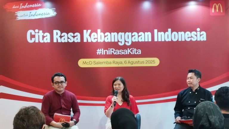 Semarak HUT ke-80 RI, McDonald’s Indonesia Luncurkan Menu Ayam Rendang dan Es Kopi Gula Aren