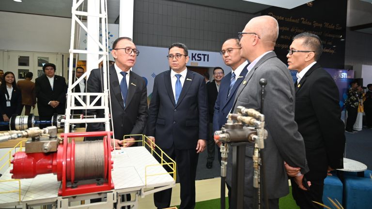 Dorong Swasembada Energi, Pertamina Drilling Tampilkan Rig Merah Putih di Konvensi STI 2025