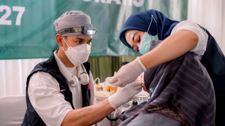 Maesa Dental Clinic Berikan Layanan Kesehatan Gratis bagi Ratusan Warga Tangerang