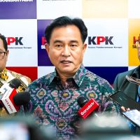 Gibran Terancam Dipecat, Yusril: Syarat Jadi Presiden dan Wapres adalah WNI dan Berpendidikan Serendah-rendahnya SMA!