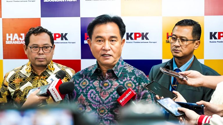 Gibran Terancam Dipecat, Yusril: Syarat Jadi Presiden dan Wapres adalah WNI dan Berpendidikan Serendah-rendahnya SMA!
