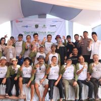 Tanam 5.000 Bibit Mangrove, CCB Indonesia, Alumni FEUI 1985, dan Yayasan Indonesia Hijau Gotong Royong Pulihkan Muara Gembong