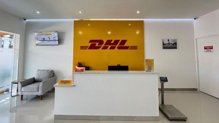 Tingkatkan Pengalaman Pelanggan di Bandung, DHL Express Indonesia Resmikan Service Point Cihampelas