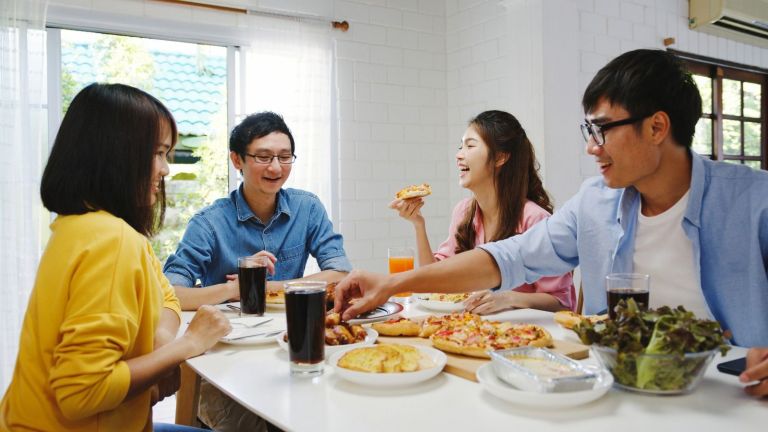 Ketika Istirahat Makan Siang Menjadi Kunci Kemajuan Karier, Seperti Apa?