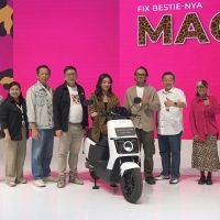 Polytron Resmi Luncurkan Fox 200, Motor Listrik Pertama Khusus Perempuan