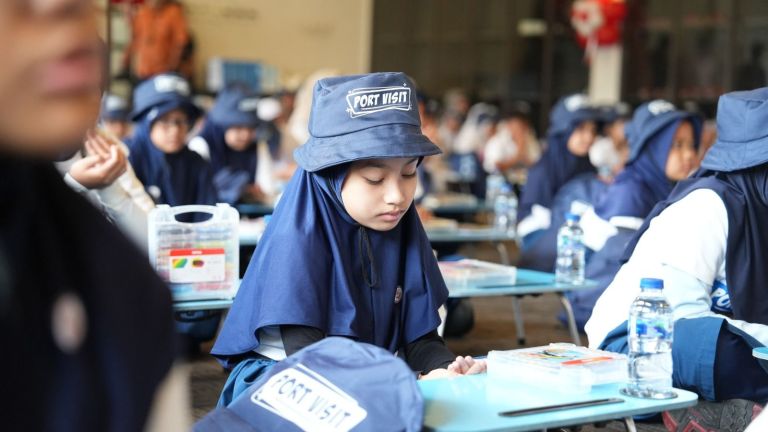 Pelindo Solusi Logistik Gelar Port Visit 2025 untuk Siswa SD