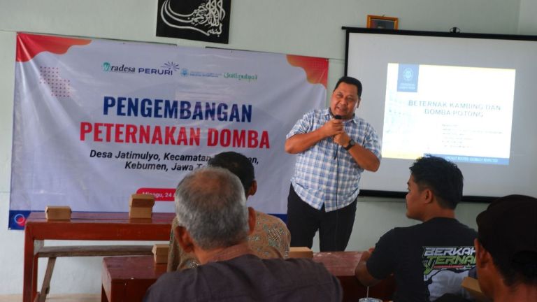 Wujudkan Desa Berdaya Saing, PERURI Gelar Pelatihan Budidaya Kambing dan Domba