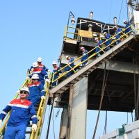 Dorong Keselamatan dan Keberlanjutan Operasi, Bos-Bos Pertamina Tinjau Rig PDSI di Indramayu